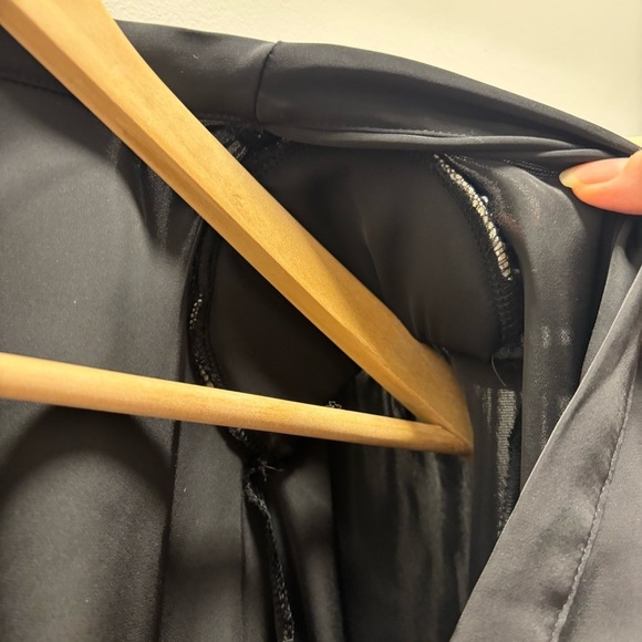 Deluc satin long sleeve crop blouse with shoulder pads - Picture 8 of 11